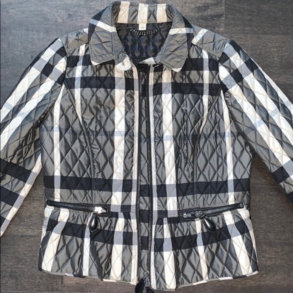 Authentic Burberry Coat - Picture 2 of 12